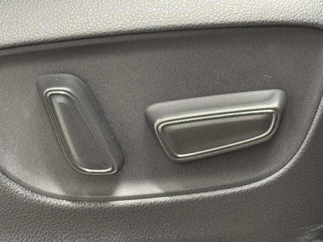 ヴェルファイアハイブリッド Z プレミア キーレス ナビ&TV 横滑り防止機能 ドライブレコーダー 黒革シート 寒冷地仕様 スマートキー 4WD車 クルーズコントロール 地デジTV サンルーフ 盗難防止装置 メモリーナビ 両側電動スライドドア(15枚目)