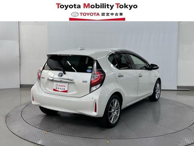 アクア Sスタイルブラック AUX端子 ECOモード 記録簿あり バックモニタ- 地デジフルセグ ナビTV イモビライザー スマートキープッシュスタート アルミホイール ETC付き Wエアバッグ キーフリ メモリーナビゲーション(2枚目)