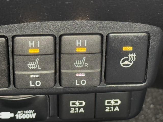 シエンタ ハイブリッド　ファンベースＧ　ＥＳＣ　エコモード　プリクラッシュセーフティー　パワステ　メディアプレイヤー接続　運転席エアバック　整備記録簿　バックモニタ－　ＬＥＤライト　イモビライザー　ＡＷ　フルセグＴＶ　ドライブレコーダー（15枚目）