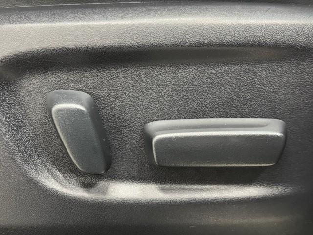 アルファードハイブリッド SR Cパッケージ 点検記録簿 バックモニター オートエアコン LED 横滑り防止機能 ABS イモビ AC100V電源 アルミ ドライブレコーダー ナビ&TV 4WD ミュージックプレイヤー接続可 3列シート Pシート(18枚目)