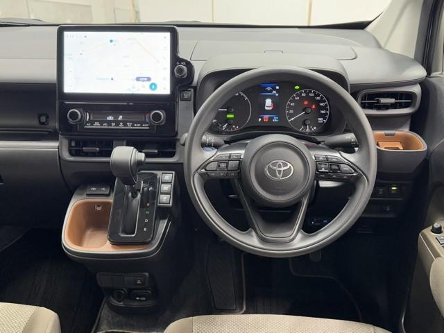 シエンタ ハイブリッドG サポカー 地デジテレビ ドライブレコーダー メモリナビ クルーズコントロール W電動ドア LED VSC ETC キーフリー ミュージックプレイヤー接続可 3列シート 1オーナー アイドリングストップ(4枚目)