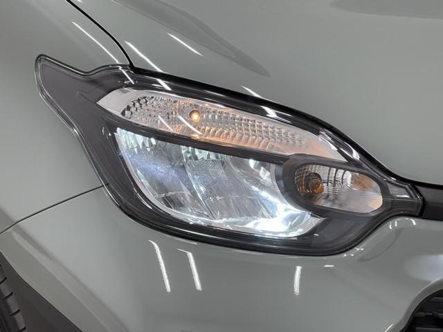 シエンタ ハイブリッドG サポカー 地デジテレビ ドライブレコーダー メモリナビ クルーズコントロール W電動ドア LED VSC ETC キーフリー ミュージックプレイヤー接続可 3列シート 1オーナー アイドリングストップ(18枚目)