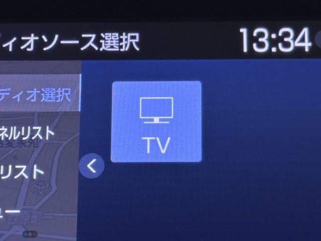 カローラツーリング ハイブリッド S インテリジェントクリアランスソナー ドラレコ付き Rカメラ AAC LEDライト メディアプレイヤー接続 1オーナー車 横滑防止装置 整備記録簿 クルコン ETC車載器 ナビ&TV キーフリーシステム(7枚目)