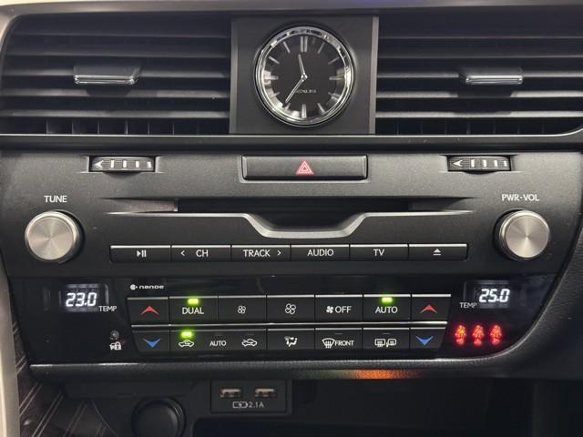 ＲＸ ＲＸ４５０ｈ　バージョンＬ　ワンオーナ　プリクラッシュセーフティー　リアカメラ　ナビＴＶ　地デジ　本革　メモリナビ　横滑り防止装置　盗難防止装置　記録簿　エアバッグ　ＤＶＤ再生機能　１００Ｖ　大型サンルーフ　ＡＢＳ　ＬＥＤライト（9枚目）