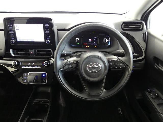 アクア Ｘ　メモリーナビ　バックカメラ　衝突被害軽減システム　ＥＴＣ　ＬＥＤヘッドランプ　ワンオーナー　ミュージックプレイヤー接続可　安全装備　オートクルーズコントロール　盗難防止装置　スマートキー　キーレス（4枚目）