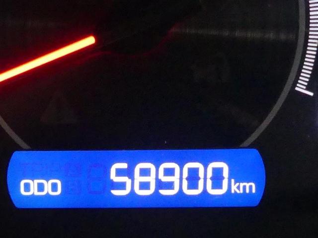 ヴォクシー ZS 煌II 4WD フルセグ メモリーナビ 後席モニター バックカメラ 衝突被害軽減システム ETC 両側電動スライド LEDヘッドランプ 3列シート ウオークスルー DVD再生 記録簿 乗車定員7人 ナビ&TV(8枚目)