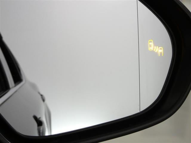 カムリ WSレザーパッケージ 革シート フルセグ メモリーナビ バックカメラ 衝突被害軽減システム ETC LEDヘッドランプ DVD再生 ミュージックプレイヤー接続可 記録簿 安全装備 オートクルーズコントロール 電動シート(17枚目)