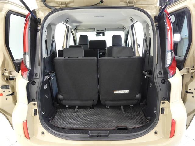 シエンタ X フルセグ メモリーナビ バックカメラ 衝突被害軽減システム 電動スライドドア LEDヘッドランプ 3列シート ウオークスルー ワンオーナー DVD再生 ミュージックプレイヤー接続可 記録簿 安全装備(14枚目)