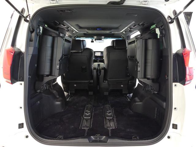 アルファード 3.5エグゼクティブラウンジS 革シート サンルーフ 4WD フルセグ メモリーナビ 後席モニター バックカメラ 衝突被害軽減システム ETC 両側電動スライド LEDヘッドランプ 3列シート ワンオーナー DVD再生 乗車定員7人(25枚目)