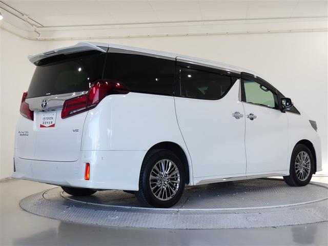 アルファード 3.5エグゼクティブラウンジS 革シート サンルーフ 4WD フルセグ メモリーナビ 後席モニター バックカメラ 衝突被害軽減システム ETC 両側電動スライド LEDヘッドランプ 3列シート ワンオーナー DVD再生 乗車定員7人(32枚目)