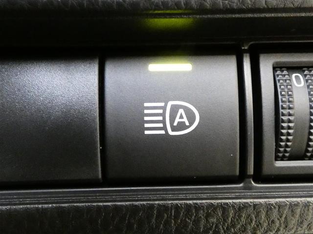 プリウス Z フルセグ バックカメラ 衝突被害軽減システム ETC LEDヘッドランプ ミュージックプレイヤー接続可 記録簿 安全装備 展示・試乗車 オートクルーズコントロール 電動シート TV アルミホイール(20枚目)