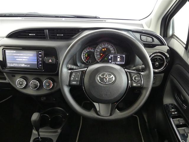 ヴィッツ F セーフティーエディションII ワンセグ メモリーナビ バックカメラ 衝突被害軽減システム ETC LEDヘッドランプ ワンオーナー ミュージックプレイヤー接続可 記録簿 アイドリングストップ ナビ&TV CD 盗難防止装置(4枚目)