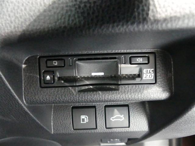 クラウンクロスオーバー Gアドバンスド・レザーパッケージ 革シート 4WD フルセグ メモリーナビ バックカメラ ドラレコ 衝突被害軽減システム ETC LEDヘッドランプ ミュージックプレイヤー接続可 記録簿 安全装備 展示・試乗車 電動シート ナビ&TV(23枚目)