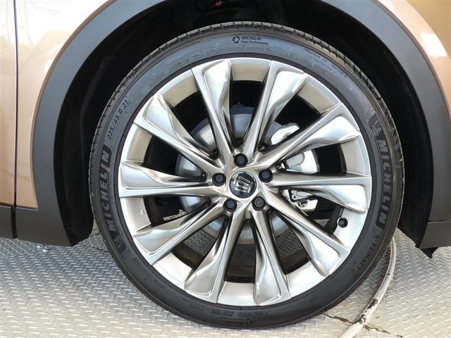 クラウンクロスオーバー Gアドバンスド・レザーパッケージ 革シート 4WD フルセグ メモリーナビ バックカメラ ドラレコ 衝突被害軽減システム ETC LEDヘッドランプ ミュージックプレイヤー接続可 記録簿 安全装備 展示・試乗車 電動シート ナビ&TV(26枚目)