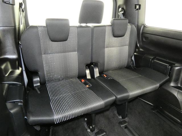 ヴォクシー ハイブリッドＺＳ　フルセグ　メモリーナビ　バックカメラ　衝突被害軽減システム　ＥＴＣ　両側電動スライド　ＬＥＤヘッドランプ　３列シート　ワンオーナー　ＤＶＤ再生　記録簿　乗車定員７人　オートクルーズコントロール　ＣＤ（7枚目）