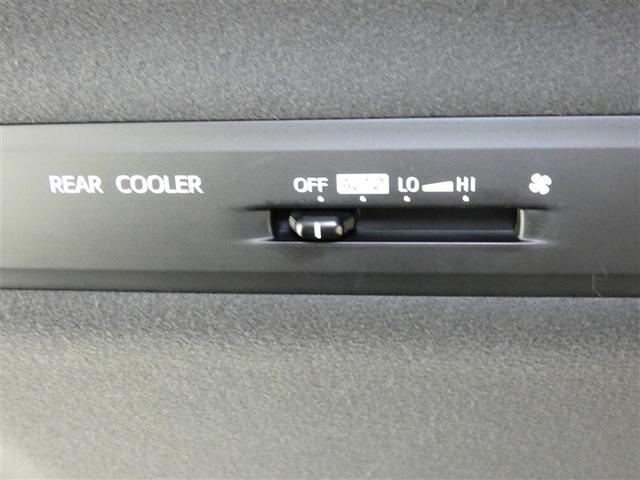 ヴォクシー ハイブリッドＺＳ　フルセグ　メモリーナビ　バックカメラ　衝突被害軽減システム　ＥＴＣ　両側電動スライド　ＬＥＤヘッドランプ　３列シート　ワンオーナー　ＤＶＤ再生　記録簿　乗車定員７人　オートクルーズコントロール　ＣＤ（11枚目）