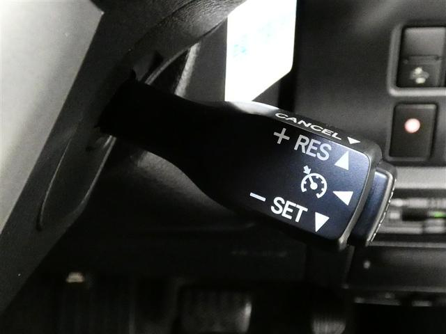 ヴォクシー ハイブリッドＺＳ　フルセグ　メモリーナビ　バックカメラ　衝突被害軽減システム　ＥＴＣ　両側電動スライド　ＬＥＤヘッドランプ　３列シート　ワンオーナー　ＤＶＤ再生　記録簿　乗車定員７人　オートクルーズコントロール　ＣＤ（17枚目）