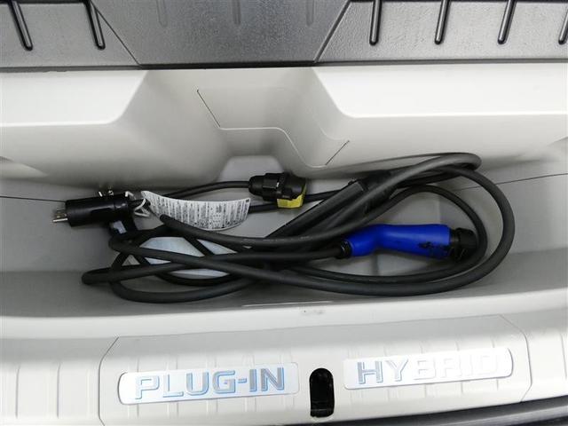 プリウスPHV S フルセグ メモリーナビ バックカメラ ETC HIDヘッドライト DVD再生 安全装備 ナビ&TV CD アルミホイール 盗難防止装置 スマートキー キーレス ハイブリッド(10枚目)