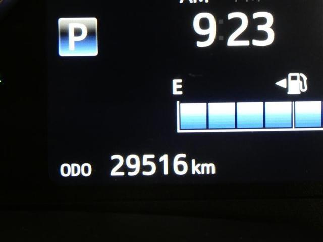 ヴィッツ Ｆ　セーフティーエディションＩＩ　ワンセグ　メモリーナビ　バックカメラ　衝突被害軽減システム　ＥＴＣ　ＬＥＤヘッドランプ　ワンオーナー　記録簿　アイドリングストップ　ナビ＆ＴＶ　ＣＤ　盗難防止装置　スマートキー　キーレス（11枚目）