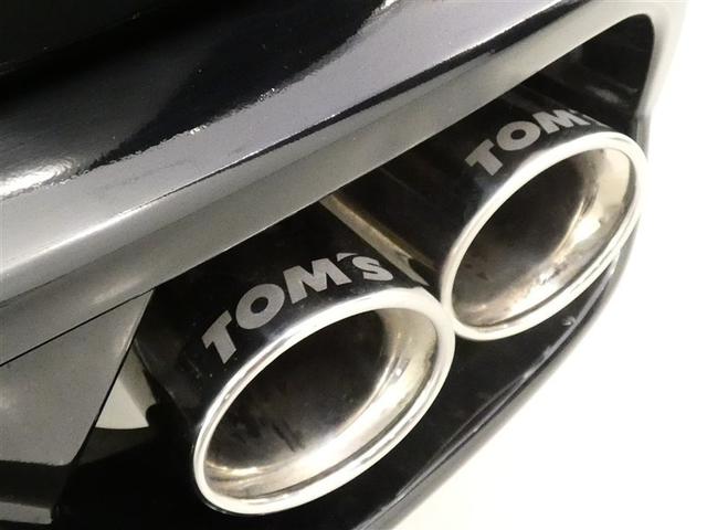 クラウンクロスオーバー ＲＳアドバンスド　革シート　４ＷＤ　フルセグ　メモリーナビ　バックカメラ　ドラレコ　衝突被害軽減システム　ＥＴＣ　ＬＥＤヘッドランプ　フルエアロ　ミュージックプレイヤー接続可　記録簿　安全装備　展示・試乗車　電動シート（11枚目）