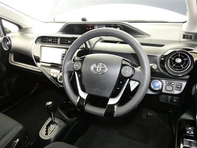 アクア Ｓスタイルブラック　フルセグ　メモリーナビ　バックカメラ　ドラレコ　衝突被害軽減システム　ＥＴＣ　ＬＥＤヘッドランプ　ＤＶＤ再生　記録簿　ナビ＆ＴＶ　ＣＤ　盗難防止装置　スマートキー　キーレス　ハイブリッド（4枚目）