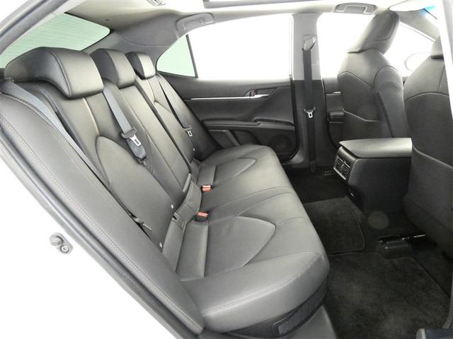 カムリ Ｇレザーパッケージ　革シート　サンルーフ　フルセグ　メモリーナビ　バックカメラ　ドラレコ　衝突被害軽減システム　ＥＴＣ　ＬＥＤヘッドランプ　フルエアロ　ＤＶＤ再生　ミュージックプレイヤー接続可　記録簿　安全装備　ＣＤ（6枚目）