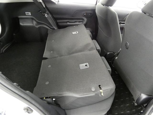 アクア Ｓスタイルブラック　ワンセグ　メモリーナビ　バックカメラ　衝突被害軽減システム　ＬＥＤヘッドランプ　ワンオーナー　記録簿　ナビ＆ＴＶ　ＣＤ　盗難防止装置　スマートキー　キーレス　ハイブリッド（10枚目）