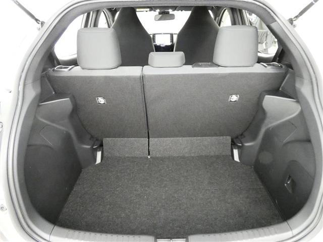 ヤリス Ｇ　メモリーナビ　バックカメラ　衝突被害軽減システム　ＥＴＣ　ワンオーナー　ミュージックプレイヤー接続可　記録簿　安全装備　オートクルーズコントロール　アルミホイール　盗難防止装置　スマートキー　キーレス（7枚目）