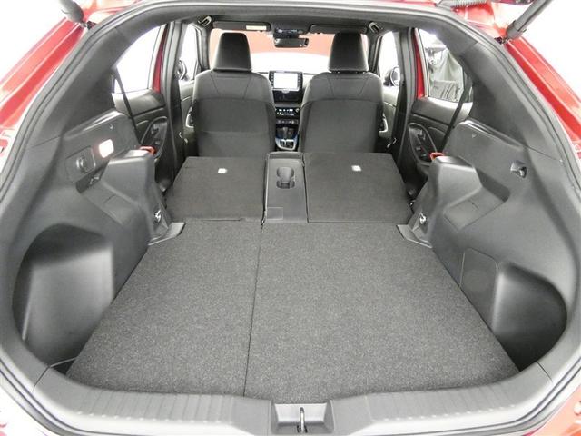 ヤリスクロス Ｚ　フルセグ　メモリーナビ　バックカメラ　ドラレコ　衝突被害軽減システム　ＥＴＣ　ＬＥＤヘッドランプ　フルエアロ　ミュージックプレイヤー接続可　記録簿　安全装備　オートクルーズコントロール　電動シート（15枚目）