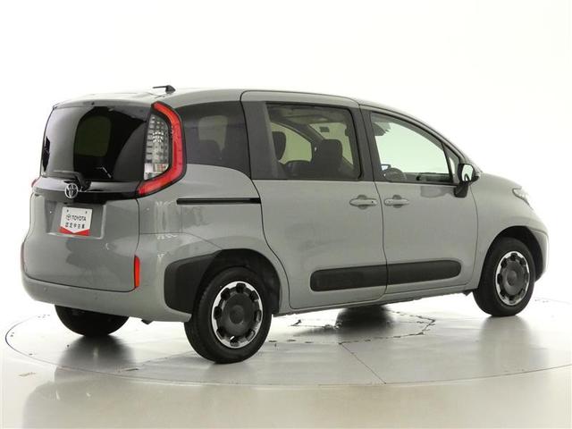 シエンタ Ｚ　フルセグ　メモリーナビ　バックカメラ　ドラレコ　衝突被害軽減システム　ＥＴＣ　両側電動スライド　ＬＥＤヘッドランプ　ウオークスルー　ミュージックプレイヤー接続可　安全装備　オートクルーズコントロール（3枚目）