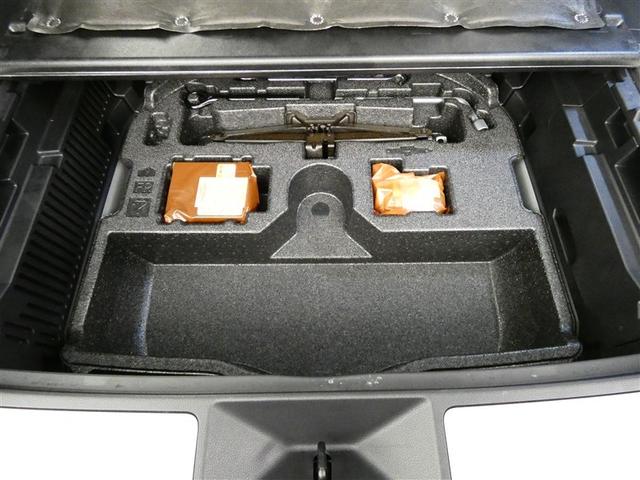 ハリアーハイブリッド Ｚ　４ＷＤ　フルセグ　メモリーナビ　バックカメラ　ドラレコ　衝突被害軽減システム　ＥＴＣ　ＬＥＤヘッドランプ　フルエアロ　ミュージックプレイヤー接続可　記録簿　安全装備　オートクルーズコントロール（9枚目）