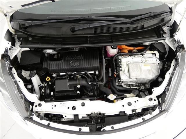 シエンタ ハイブリッド　ファンベースＧ　グランパー　フルセグ　メモリーナビ　バックカメラ　衝突被害軽減システム　ＥＴＣ　両側電動スライド　ＬＥＤヘッドランプ　ウオークスルー　ワンオーナー　ＤＶＤ再生　記録簿　オートクルーズコントロール　ナビ＆ＴＶ　ＣＤ（27枚目）