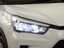 LEDヘッドライトです。デザイン性がよくとても明るいので、夜間の走行や悪天候でも安心です。しかも長寿命!