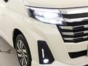 LEDヘッドライトです。デザイン性がよくとても明るいので、夜間の走行や悪天候でも安心です。しかも長寿命!