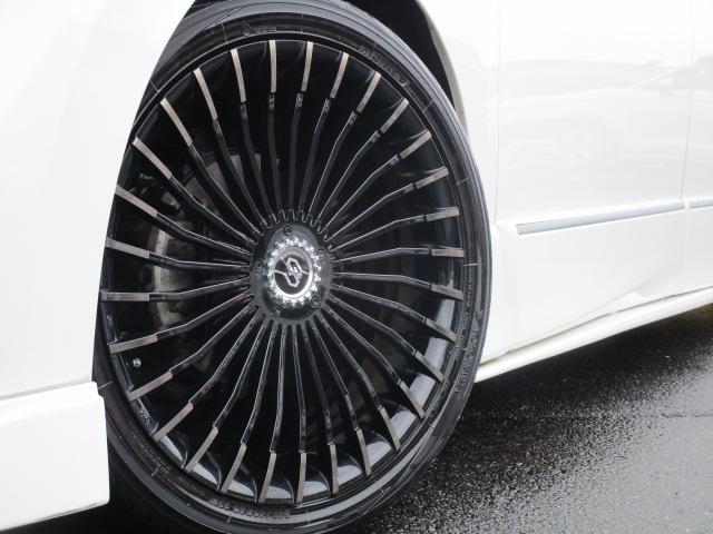 250ハイウェイスター ワンオーナー・純正8インチナビ・フルセグ・Bカメラ・片側自動ドア・社外20AW・ローダウン(6枚目)