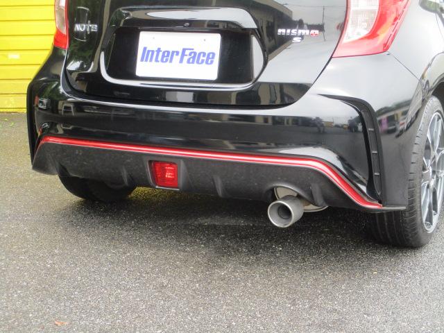 ノート ニスモ　Ｓ　カロッツェリアナビ　フルセグ　Ｂｌｕｅｔｏｏｔｈ　ＮＩＳＭＯ専用ＲＥＣＡＲＯシート　ＮＩＳＭＯエアロパーツ　５速マニュアル　専用１７インチＡＷ　ＥＴＣ　ＬＥＤヘッドライト　ＬＥＤデイライト　ドラレコ（36枚目）