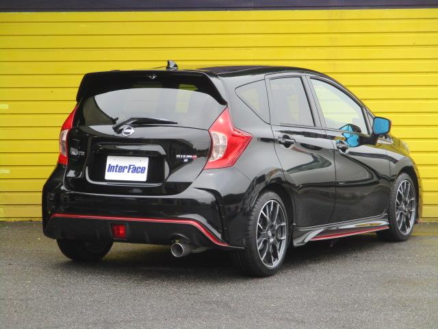 ノート ニスモ　Ｓ　カロッツェリアナビ　フルセグ　Ｂｌｕｅｔｏｏｔｈ　ＮＩＳＭＯ専用ＲＥＣＡＲＯシート　ＮＩＳＭＯエアロパーツ　５速マニュアル　専用１７インチＡＷ　ＥＴＣ　ＬＥＤヘッドライト　ＬＥＤデイライト　ドラレコ（38枚目）