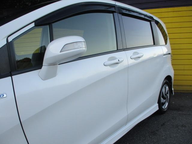 フリードハイブリッド ジャストセレクション 純正ギャザーズSDナビ ワンセグ バックカメラ Bluetooth DVD再生 両側電動スライドドア クルーズコントロール スマートキー ビルトインETC HIDヘッドライト(5枚目)