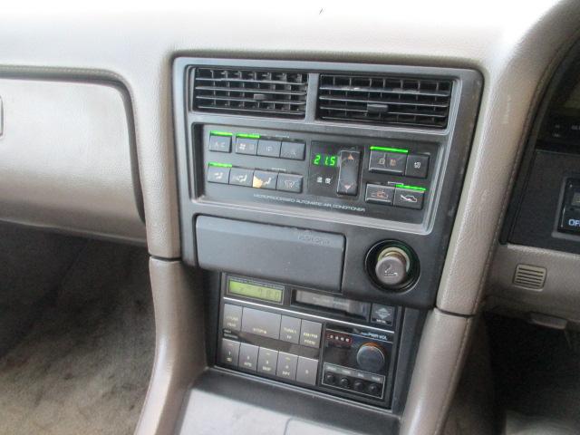 ソアラ 2.0GT-ツインターボ 純正5速マニュアル車 エアコン パワステ パワーウインド 純正オーディオ シルキーエレガントトーニングリペイント済 純正エアロパーツ エンジンオーバーホール タイベル交換 純正イエローフォグランプ(13枚目)