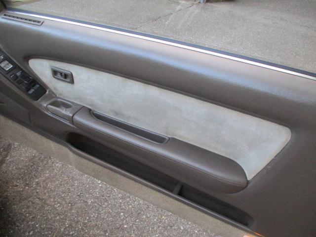 ソアラ 2.0GT-ツインターボ 純正5速マニュアル車 エアコン パワステ パワーウインド 純正オーディオ シルキーエレガントトーニングリペイント済 純正エアロパーツ エンジンオーバーホール タイベル交換 純正イエローフォグランプ(24枚目)