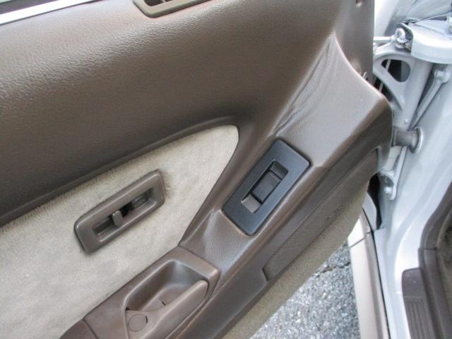 ソアラ 2.0GT-ツインターボ 純正5速マニュアル車 エアコン パワステ パワーウインド 純正オーディオ シルキーエレガントトーニングリペイント済 純正エアロパーツ エンジンオーバーホール タイベル交換 純正イエローフォグランプ(26枚目)