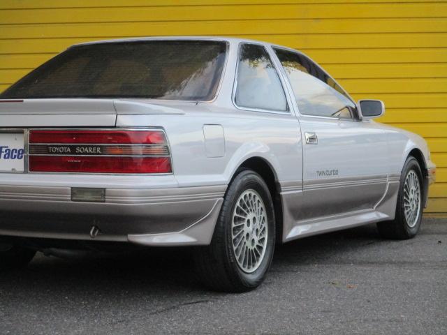 ソアラ 2.0GT-ツインターボ 純正5速マニュアル車 エアコン パワステ パワーウインド 純正オーディオ シルキーエレガントトーニングリペイント済 純正エアロパーツ エンジンオーバーホール タイベル交換 純正イエローフォグランプ(31枚目)