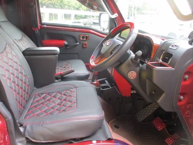 ハイゼットトラック ジャンボエクストラ　カロッツェリアナビ　フルセグ　バックカメラ　Ｂｌｕｅｔｏｏｔｈ　ＡＥＲＯ　ＯＶＥＲエアロパーツ　ワンオーナー　４ＷＤ　ＬＴＤヘッドライト　フォグランプ　革調シートカバー　ウッドパネル　メッキパーツ（7枚目）