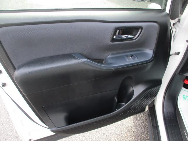 ヴォクシー ＺＳ　煌　アルパインＢＩＧ－Ｘ　アルパインフリップダウンモニター　フルセグ　バックカメラ　トヨタセーフティセンス　両側電動スライドドア　モデリスタエアロパーツ　プッシュスタートスマートキー　ビルトインＥＴＣ（38枚目）