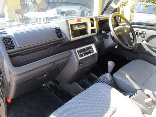 ハイゼットトラック ジャンボ 純正5速マニュアル車 パワーステアリング パワーウインド エアコン キーレス カロッツェリアオーディオ 純正LEDヘッドライト フォグランプ 社外エアロパーツ 社外16インチAW ワンオーナー車(6枚目)