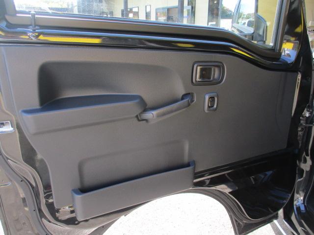 ハイゼットトラック ジャンボ 純正5速マニュアル車 パワーステアリング パワーウインド エアコン キーレス カロッツェリアオーディオ 純正LEDヘッドライト フォグランプ 社外エアロパーツ 社外16インチAW ワンオーナー車(9枚目)