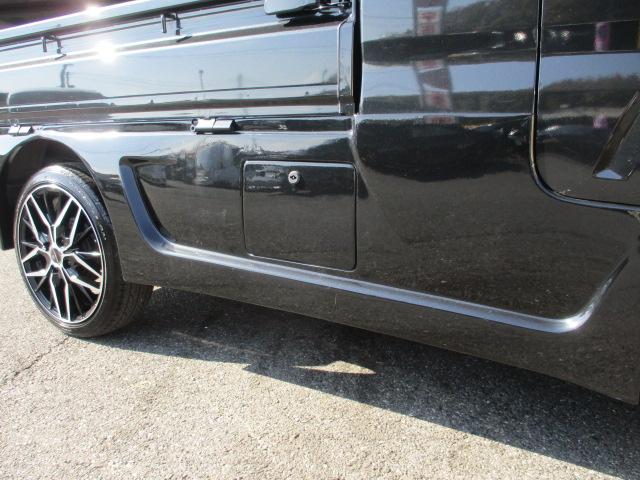 ハイゼットトラック ジャンボ 純正5速マニュアル車 パワーステアリング パワーウインド エアコン キーレス カロッツェリアオーディオ 純正LEDヘッドライト フォグランプ 社外エアロパーツ 社外16インチAW ワンオーナー車(32枚目)