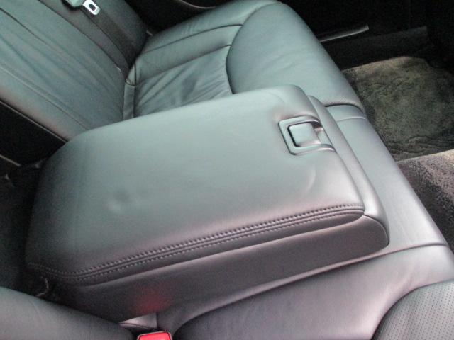 セルシオ eR仕様 純正ナビ バックカメラ サンルーフ 黒革エアーシート パワーシート 電動リヤサンシェード オートクルーズコントロール HIDヘッドライト イエローフォグランプ 純正18インチAW ビルトインETC(11枚目)