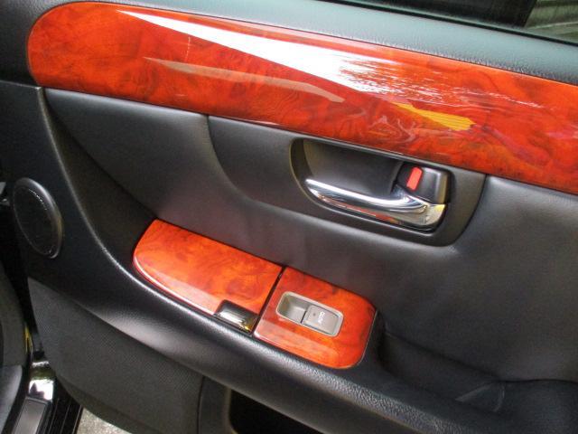 セルシオ eR仕様 純正ナビ バックカメラ サンルーフ 黒革エアーシート パワーシート 電動リヤサンシェード オートクルーズコントロール HIDヘッドライト イエローフォグランプ 純正18インチAW ビルトインETC(36枚目)