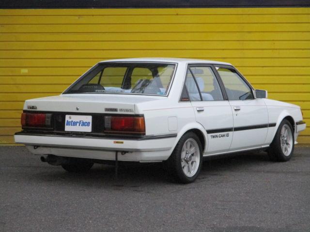 カリーナ ＧＴ－Ｒ　純正５速マニュアル車　４Ａ－ＧＥＵエンジン　タコアシ　ＦＧＫマフラー　ストラットタワーバー　トヨタ１５インチＡＷ　ローダウン　社外ステアリング　純正ステアリング有　ドライブレコーダー　ＥＴＣ（3枚目）